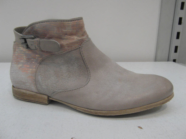 Stiefelette Beige